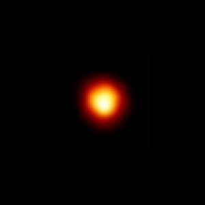 Betelgeuse foi fotografada em luz ultravioleta pelo Telescópio Espacial Hubble e posteriormente aprimorada pela NASA (cortada pelo autor).